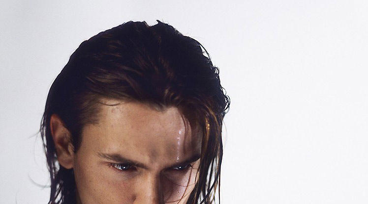 Ubah Rambut Jadi Gaya Rambut 90-an Terbaru David Beckham?
