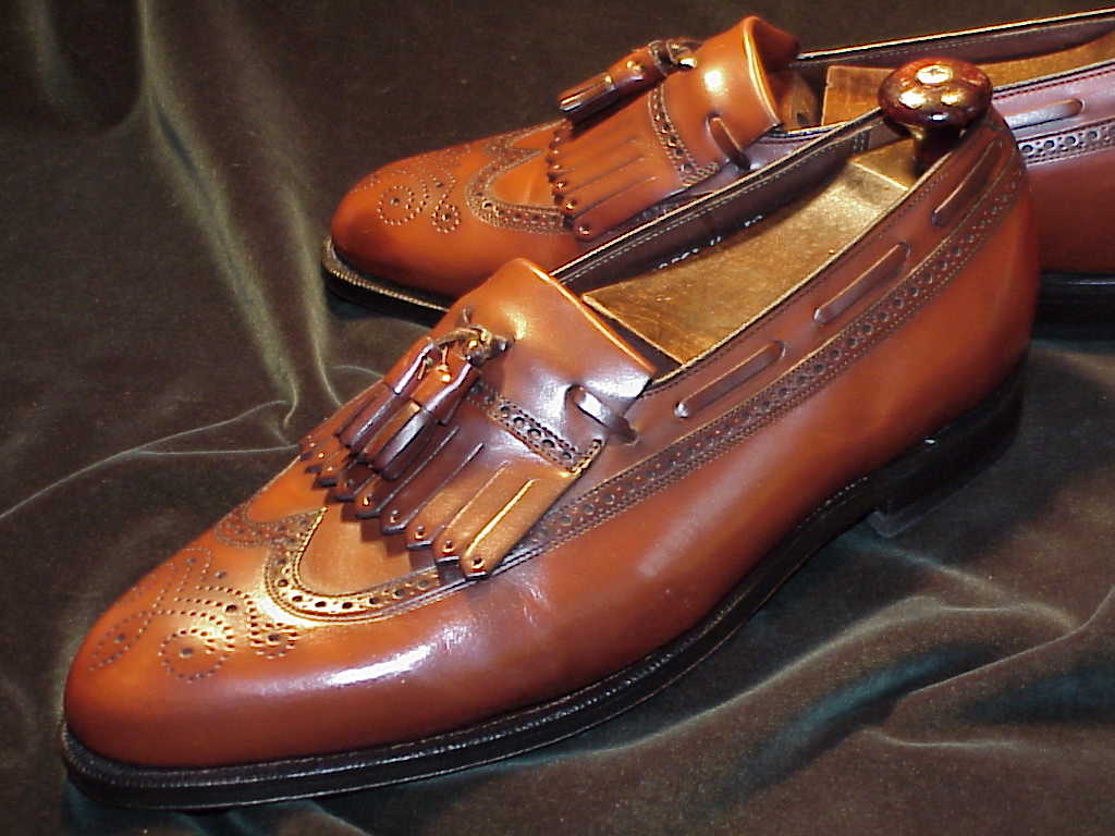 Sepatu loafer pria